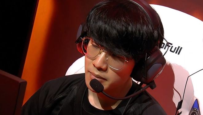 中心官方网站TheShy新星出色发挥表现突出，掘金前途光明！