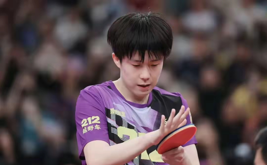 九游娱乐关于马拉松大师赛焦点战：胶东麒麟队翻盘粤西旋风队，外线火力全开。赛场纪律更严谨的信息